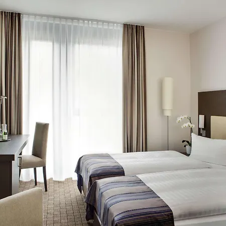 Hotel Intercityhotel 4*