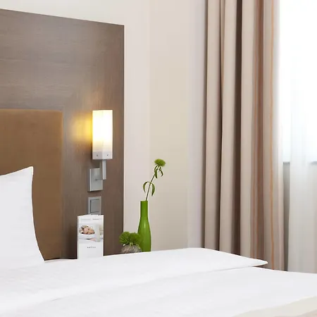 Hotel Intercityhotel 4*