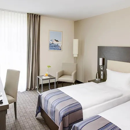 Intercityhotel 4* Бонн