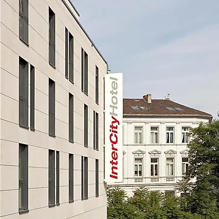 Intercityhotel 4*