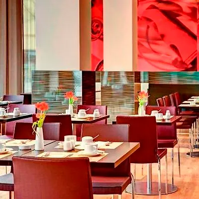 酒店 Intercityhotel 4*