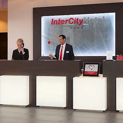 Intercityhotel فندق