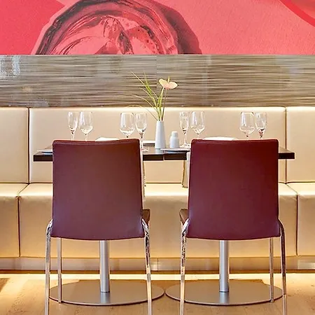 Intercityhotel 4* Bona