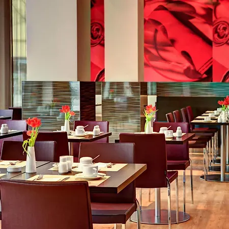 Intercityhotel 4* Bona
