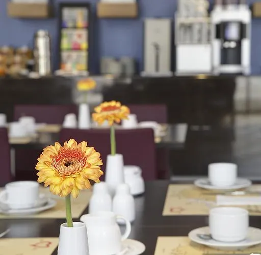 Intercityhotel Бонн