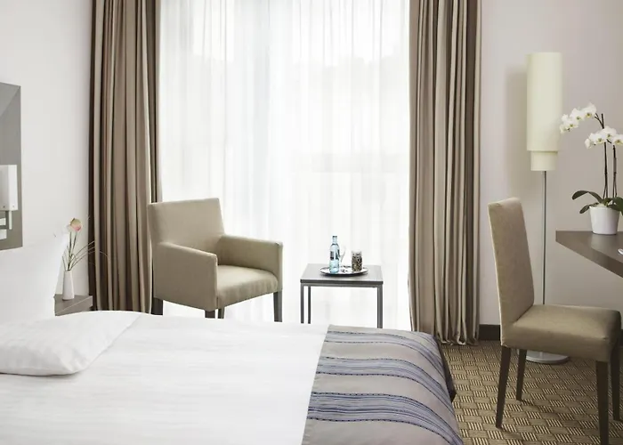 Отель Intercityhotel