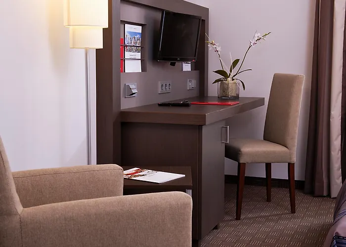 Intercityhotel Отель Бонн