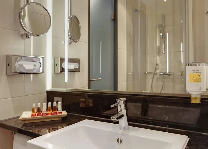 Отель Intercityhotel