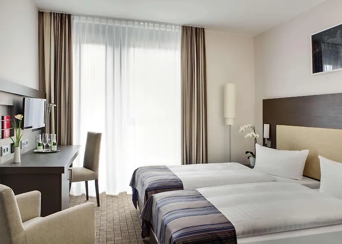 Отель Intercityhotel