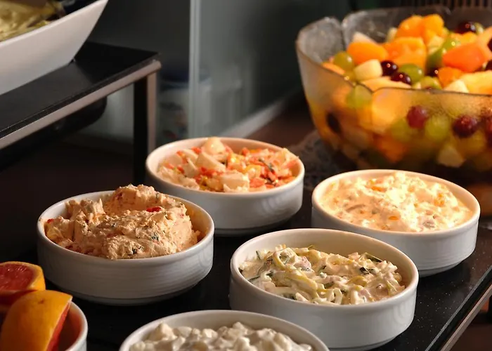 Отель Intercityhotel