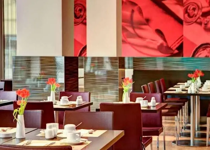 Отель Intercityhotel