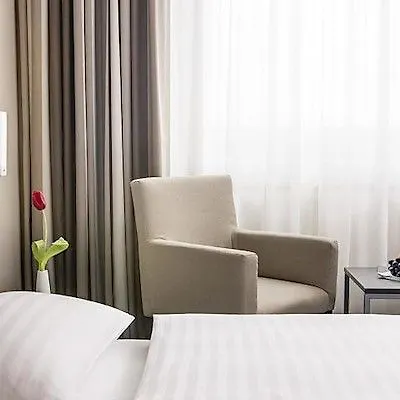 Intercityhotel Otel